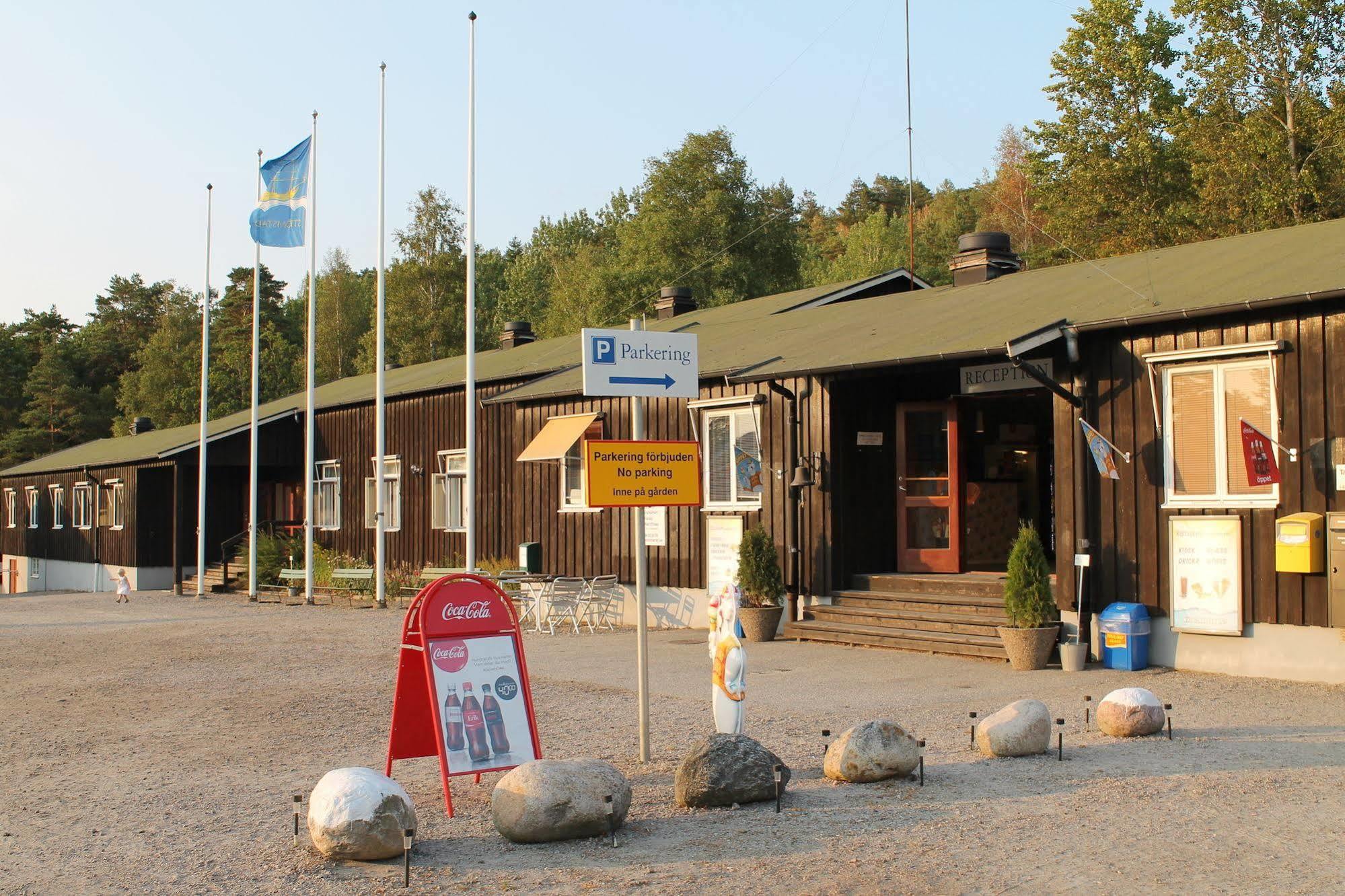 Källviken Semesterby Strömstad Exterior foto